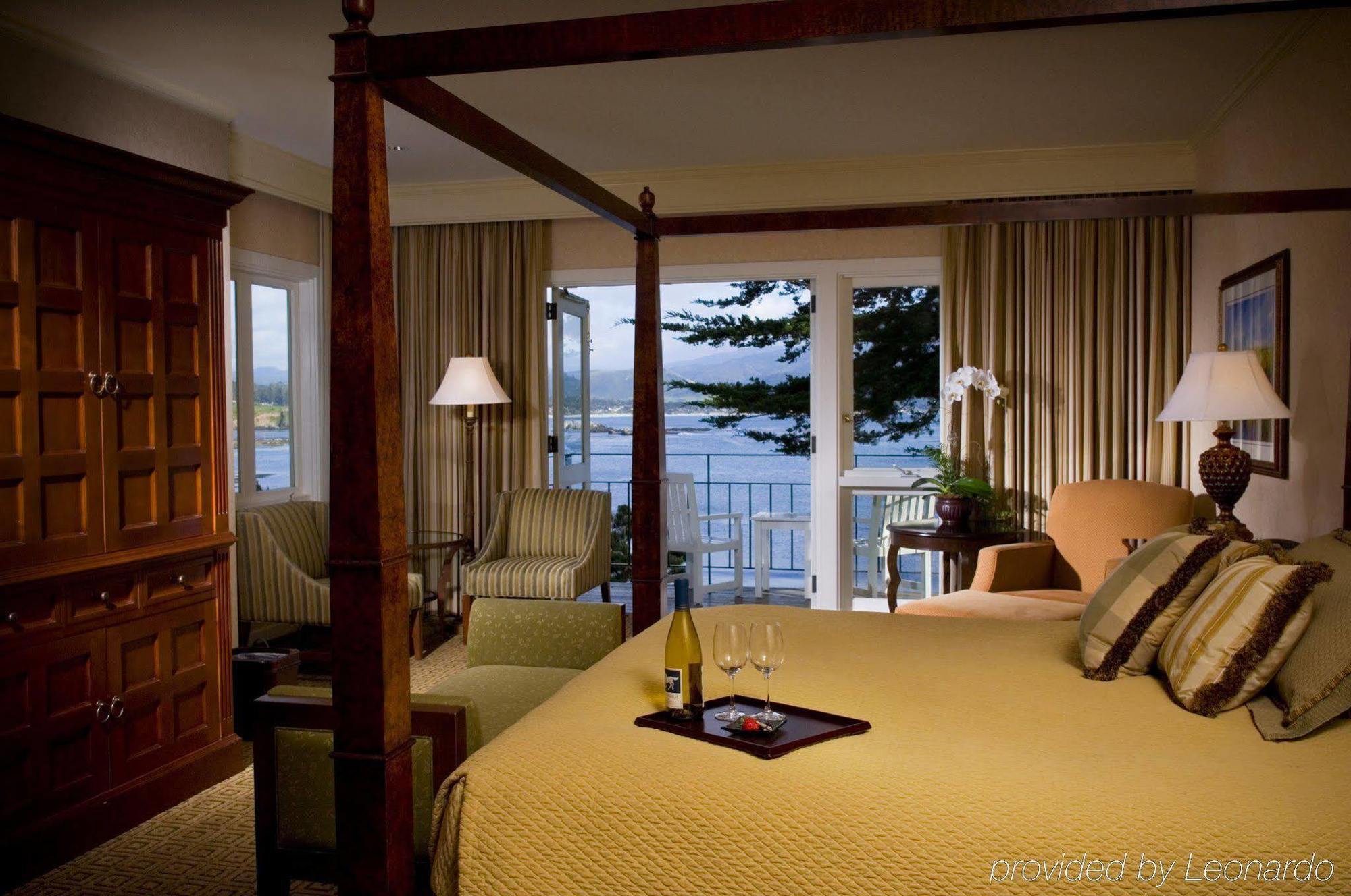 Lodge At Pebble Beach Стая снимка